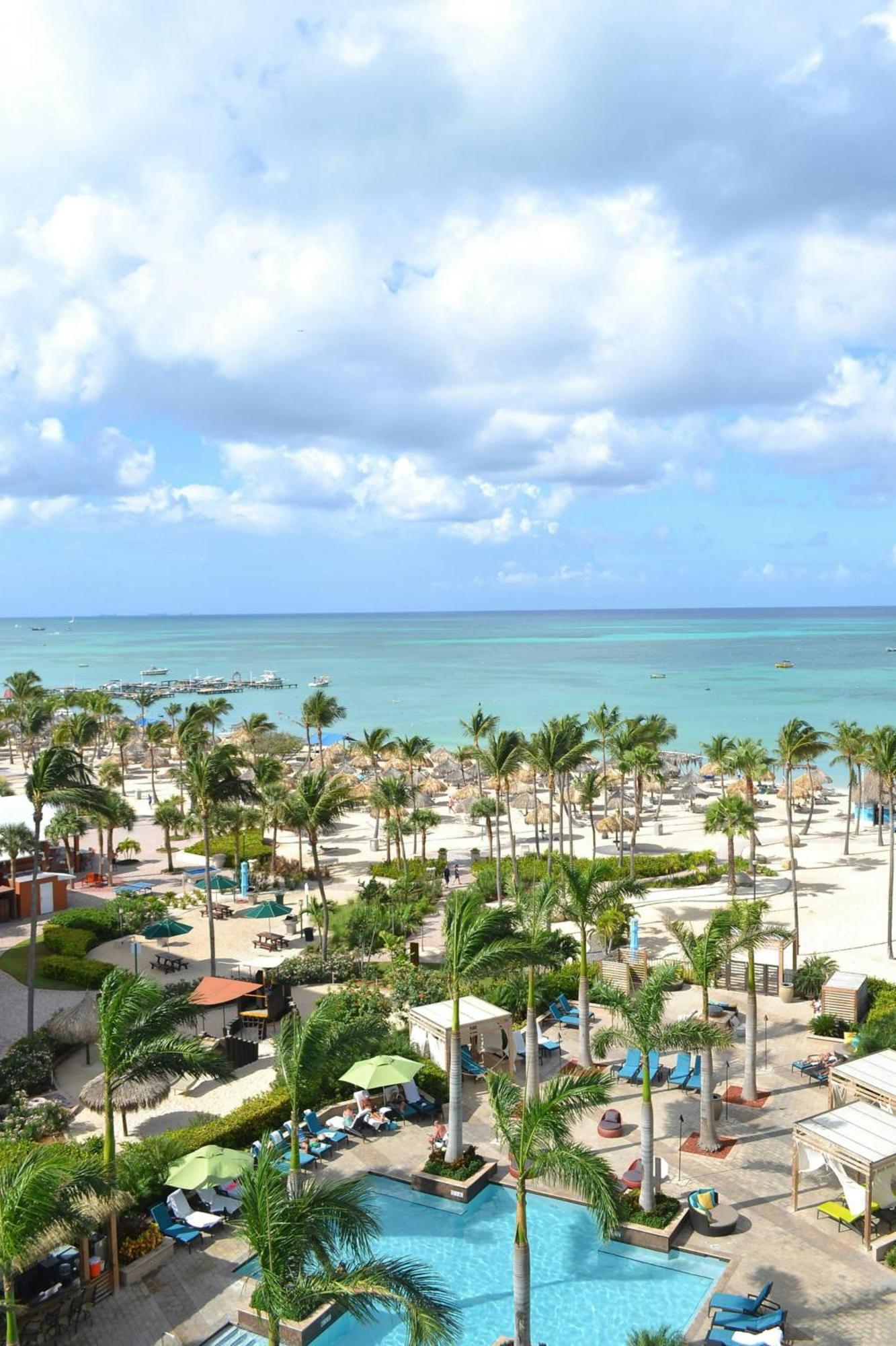 Tradewinds Deluxe View Club Level King Bed